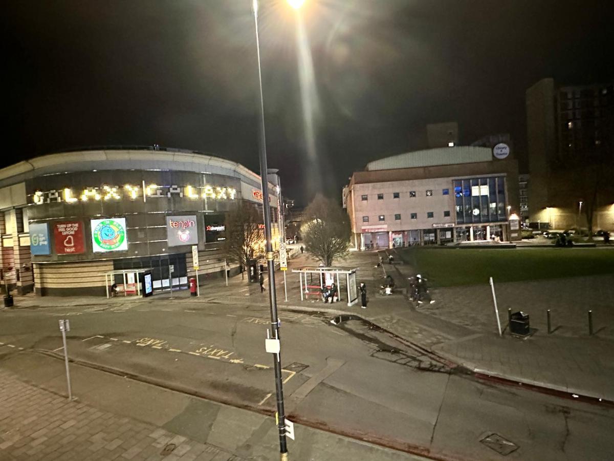 Luton Town Centre Apartment Dış mekan fotoğraf