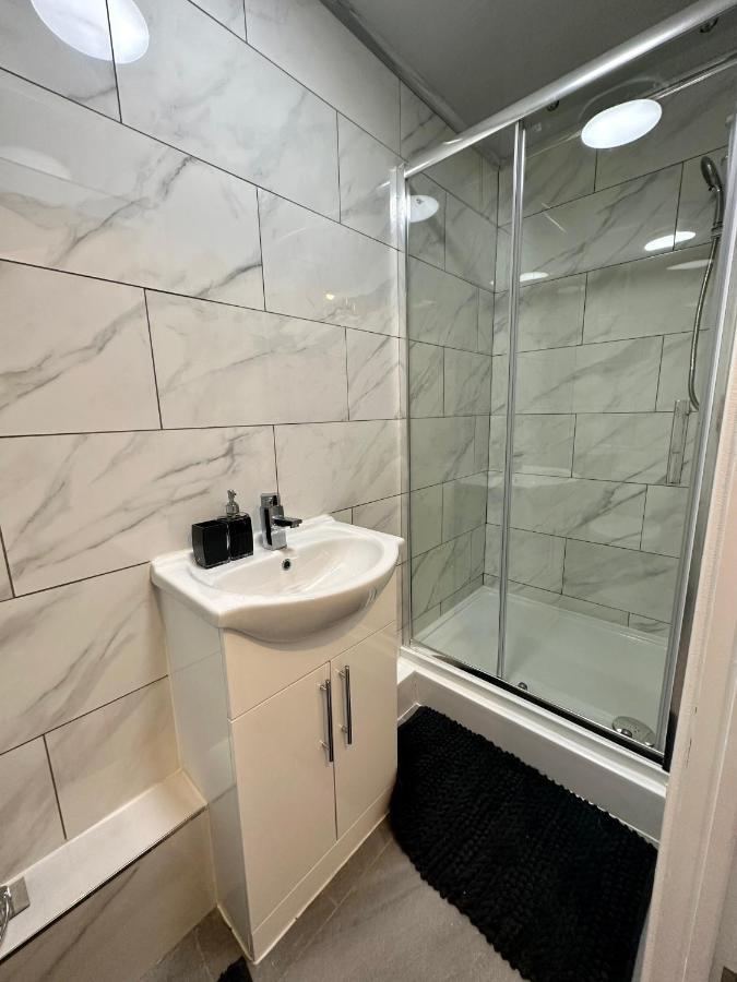 Luton Town Centre Apartment Dış mekan fotoğraf